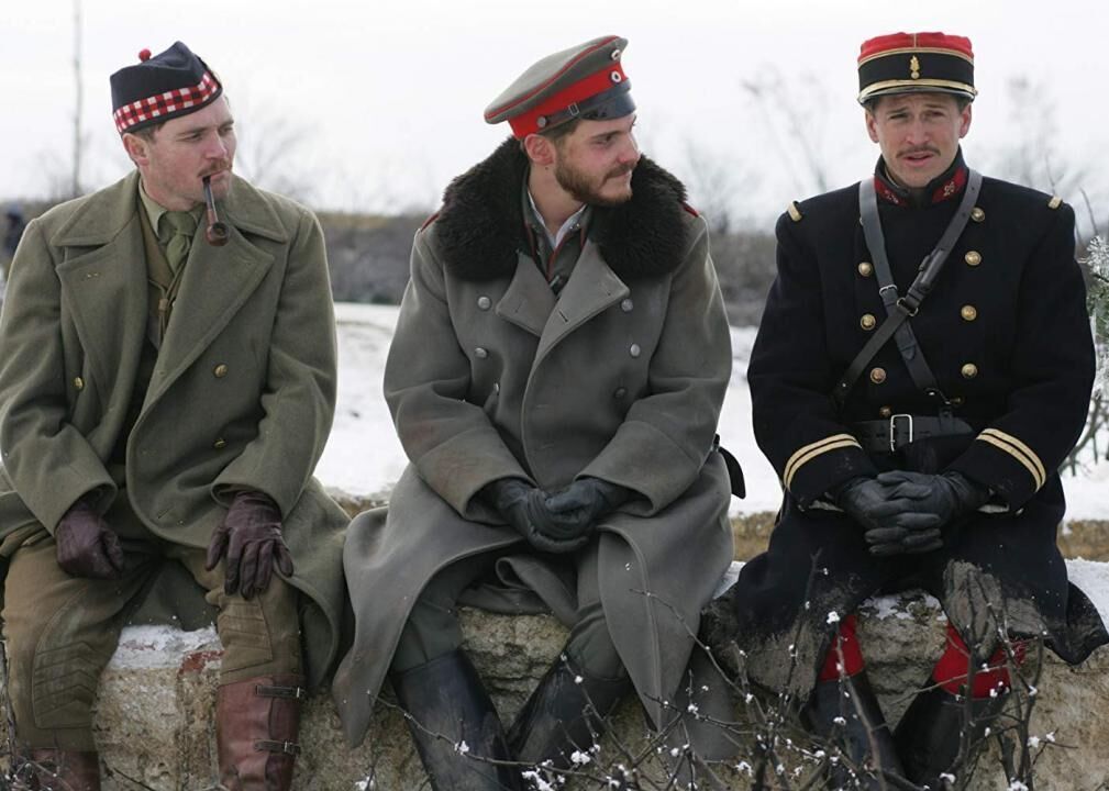 #22. Joyeux Noel (2005)
